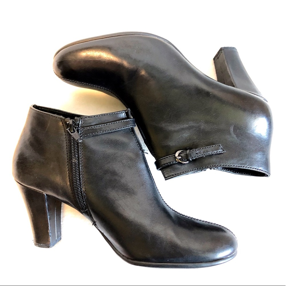 Aerosoles “Patrole Car” Black Leather Booties